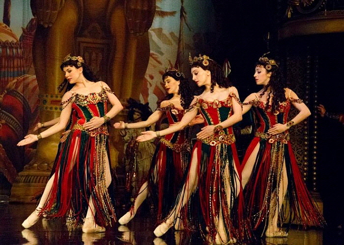 크기변환_Musicals-Opera-Theatre-and-Ballet.jpg