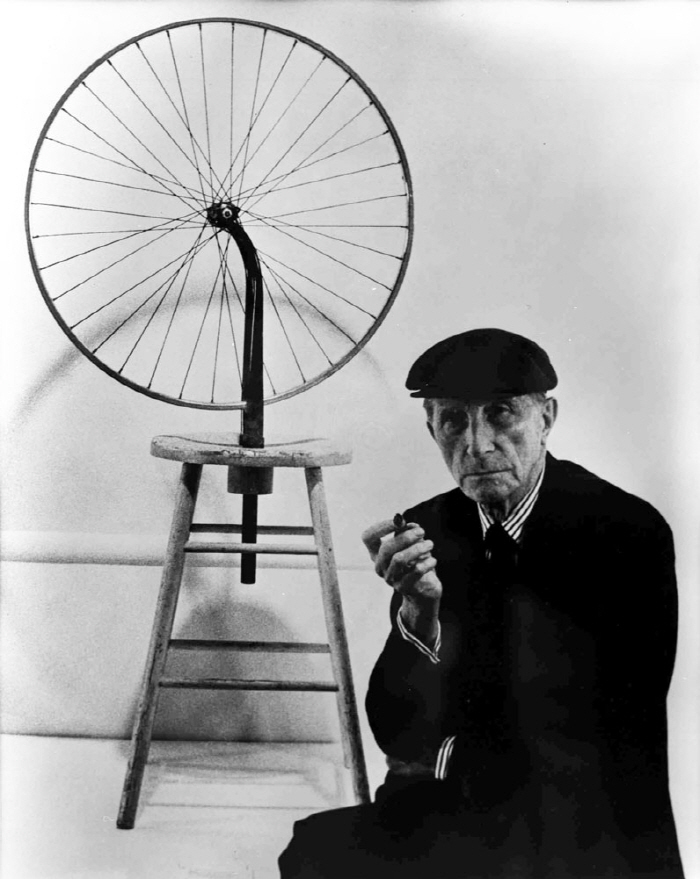 [크기변환]Marcel-Duchamp-bicycle800.jpg