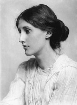 George_Charles_Beresford_-_Virginia_Woolf_in_1902.jpg