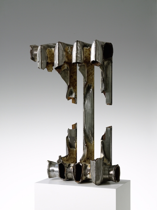 12. GB_Jaws, 2012, cast iron, polished, 58x36x16cm.jpg