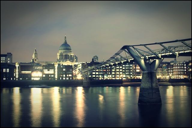 TateMordenLondonEngland1102_03.jpg