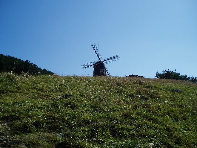 windmill-996233_1280.jpg